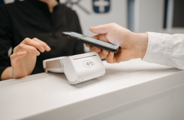 How to Safely Use Mobile Payment Apps and Digital Wallets